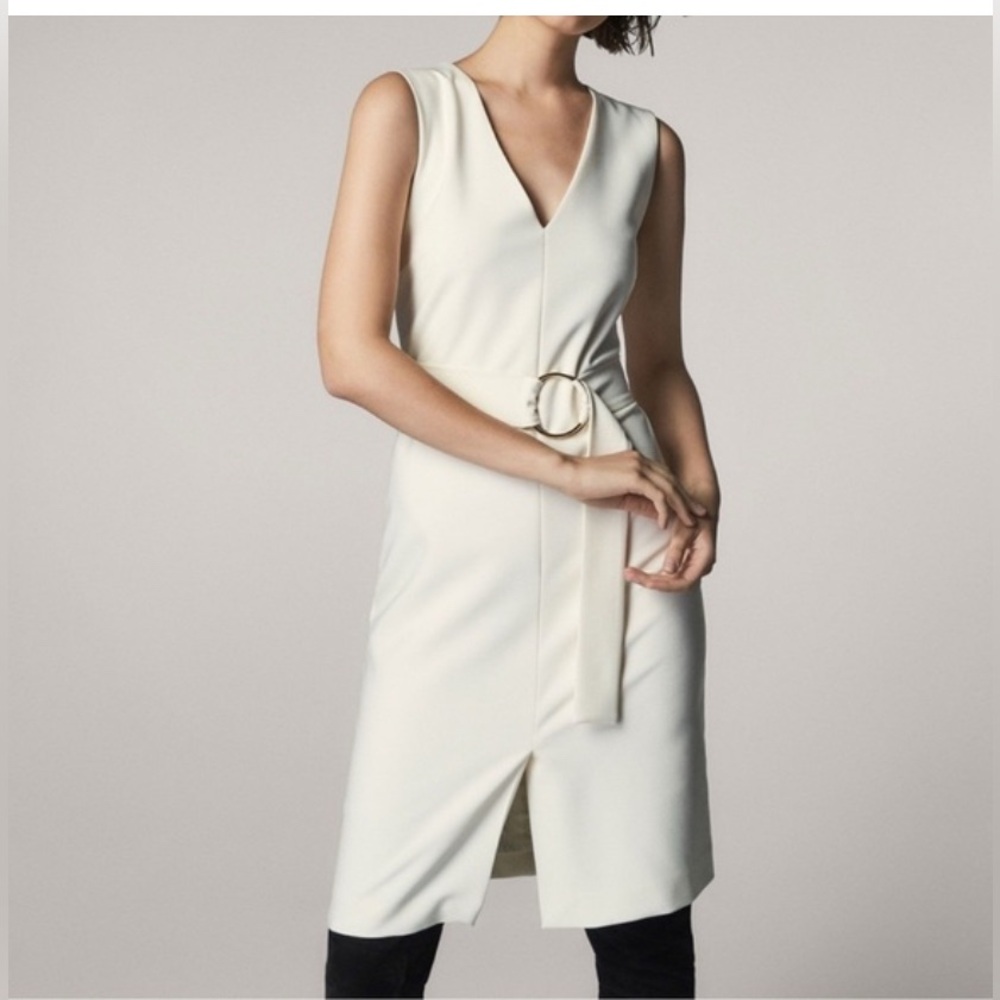 Elegant Cream Sleeveless Dress